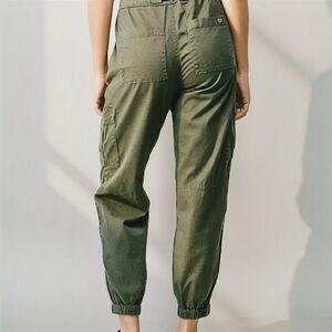 SUPPLIES Dark Green Camo Cargo Joggers w Drawstring Waist & Zip Ankles
